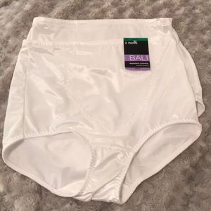 Bali Shapewear Briefs 2 Pairs Style# 8710 Size L NWT